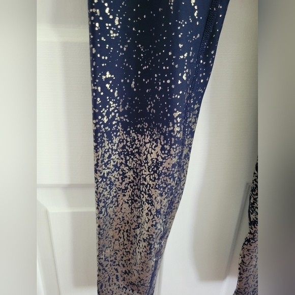Beyond Yoga Blue and Gold Yoga Leggings Size Small - Picture 7 of 8
